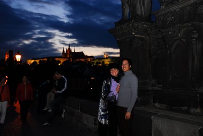Prague Patricie&Danuska 070530 7 .JPG