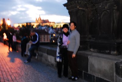 Prague Patricie&Danuska 070530 8 .JPG