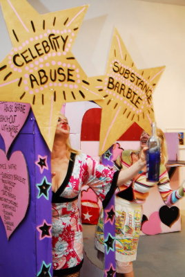 AlteredBarbieShow @AgeSongGallery 070809 04.JPG