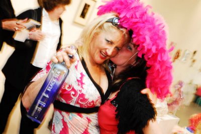 AlteredBarbieShow @AgeSongGallery 070809 12 .JPG