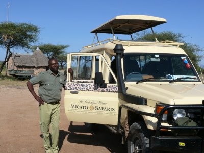 Nathan, our driver/giude for Samburu drops us at the airpstrip