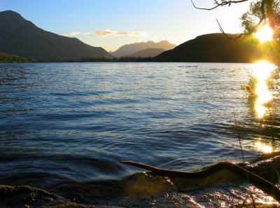 Lake Hayes last rays 4 .JPG