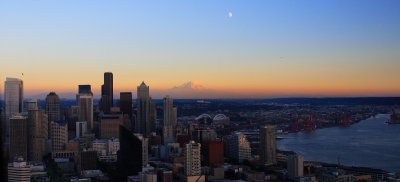 Seattle in fading light from Space Needle restraunt .JPG