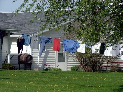 Amish laundry 4459.JPG