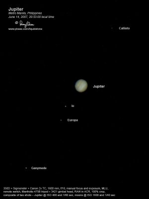 Jupiter and its Galilean moons

[350D + Sigmonster + Canon 2x TC, 1600 mm]