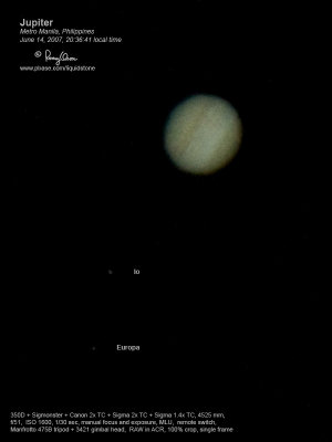 A closer look at Jupiter 

[350D + Sigmonster + Canon 2x TC + Sigma 2x TC + Sigma 1.4x TC, 4525 mm] 

