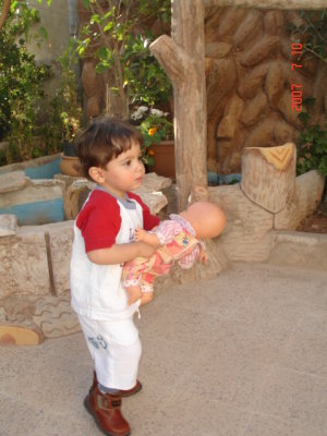 Sanad  Qais and Ahmad 10.7.2007 021.jpg