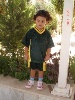 Lara  Ready For School 045.jpg