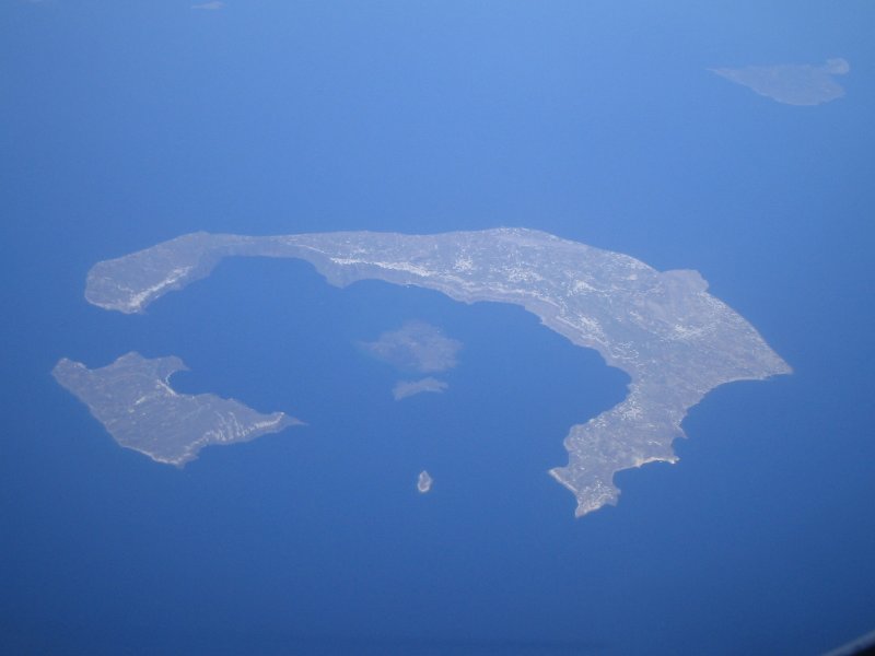 Island somewhere - May 06.JPG