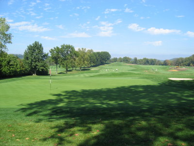 Oakmont 18g.JPG