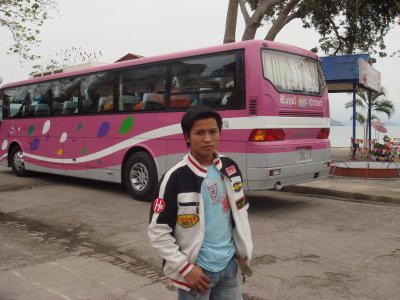 assistant to tour guide