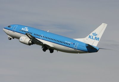 KLM737.jpg