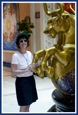 Phyllis Takes on the The Golden Bull at the Atlantis