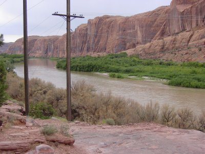 Looking over Colorado River from Moab Rim trail !!!