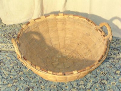 341. round french basket 23x10x.JPG