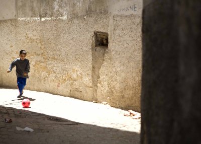 Football on the streets of Fez
