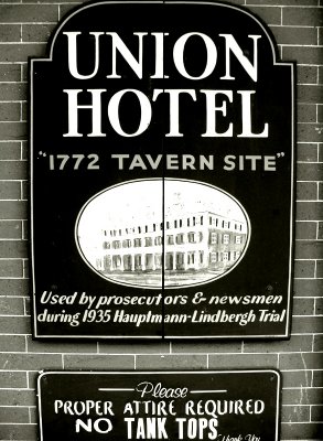 Union Hotel Sign