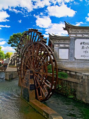 Water wheels at the entrance to Lijiang Ancient Town