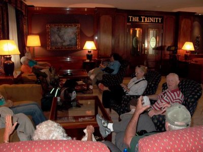 Birders in Hotel Inglaterra (Sevilla) - Pajareros en el Hotel Inglaterra