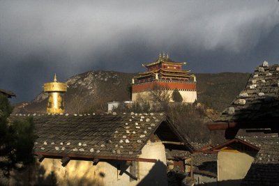 Tibetan Houses & Gompa Zongdian.