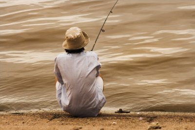 Fishing in the Tonle River.