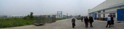 11mtm07sm-ly-PlantVisit1.JPG