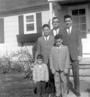 Dad&Boys1960