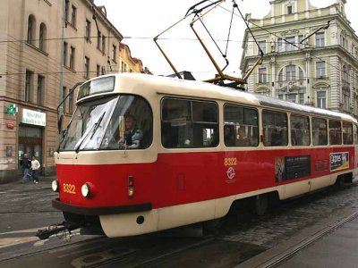 Tram in Praque-3568.jpg