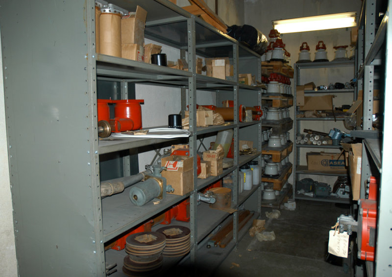 Stllverkets reservdelslager - med gamla delar frn 1940-t. o framt