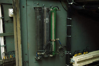 Turbinhallens kontrollrum - panelens baksida