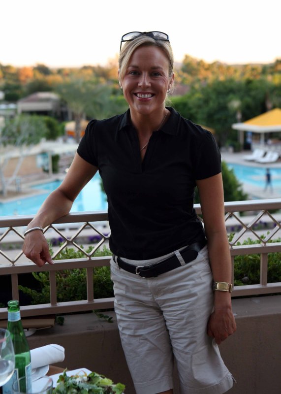 061022 Cory Phoenician Balcony r.jpg