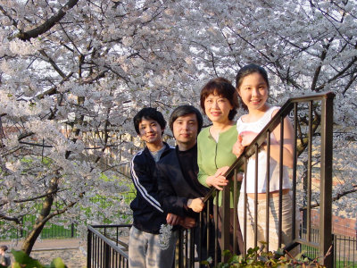 Family_Spring 2005.jpg