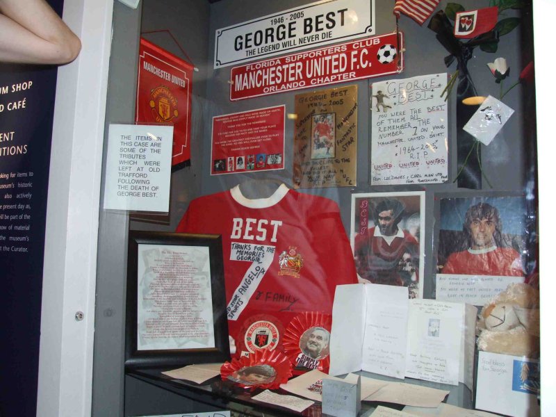 George Best - memorial DSCF1873.JPG