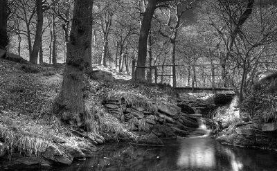 Hathersage Bridge bw