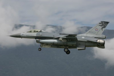 F-16