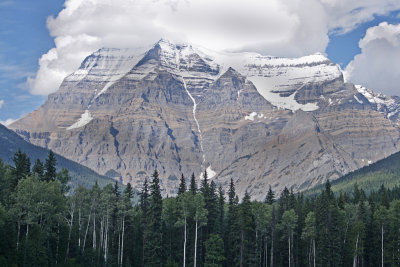 Mount Robson.jpg