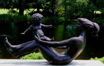 Mother and Child at Brookgreen Gardens
