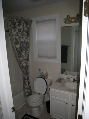 2nd bathroom