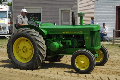 John Deere 80.jpg
