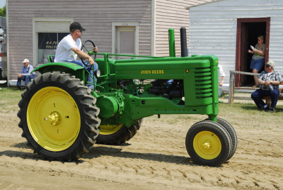John Deere A 2.jpg
