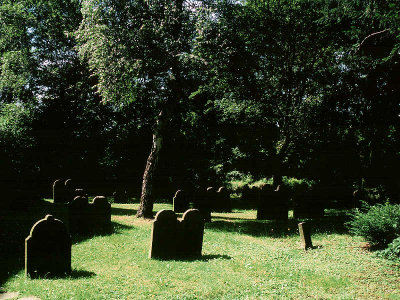 historischer Friedhof in Stiepel