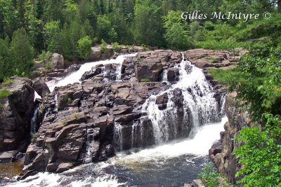 The Monte--Peine-et-des-Dalles Falls / Chute Monte--peine,Sainte-Batrix .jpg