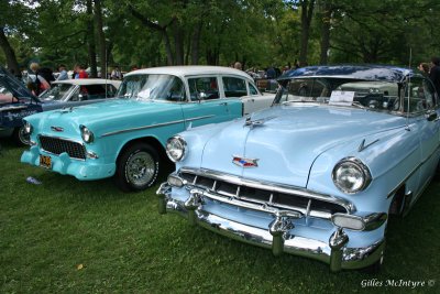 Chevrolet Bel-Air 1954 (the car at your right).jpg