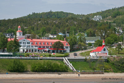 View of the Tadoussac Hotel and her old chapel / Vue de l'Hotel Tadoussac et sa vieille église.jpg