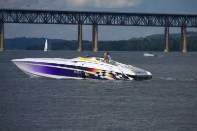 Speeder on Hudson