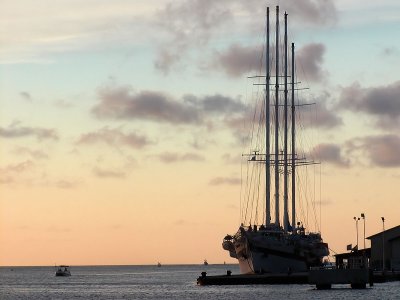 4 mast  docked in Aruba 