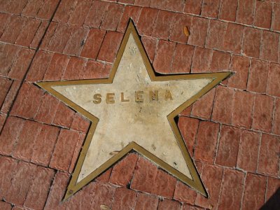 Selena star  IMG_0424-iv85.jpg