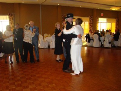8-31-07 Bob-Fran 50th 037.jpg
