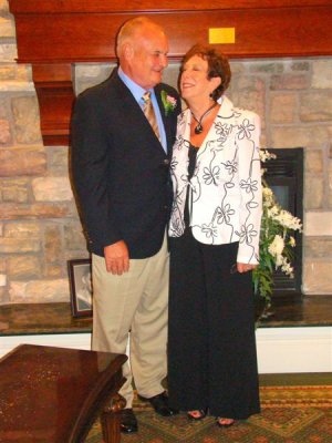 Bob-Fran 50th rh535.JPG