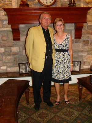 Bob-Fran 50th rh537.JPG